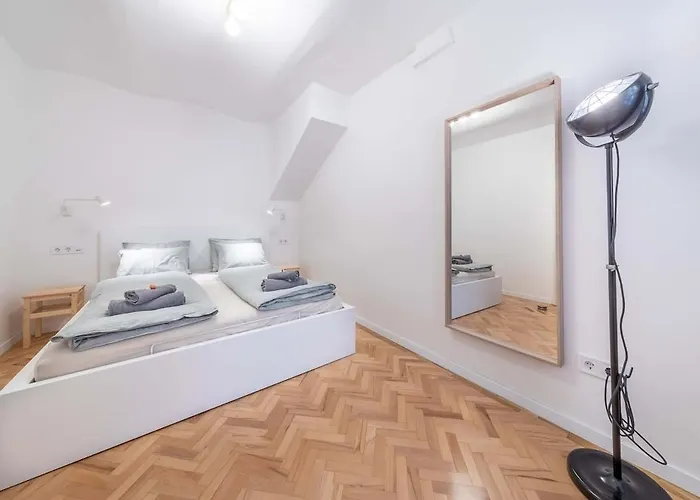 Hanna Lovely Two Bedrooms Apartament *