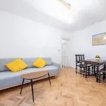 Hanna Lovely Two Bedrooms