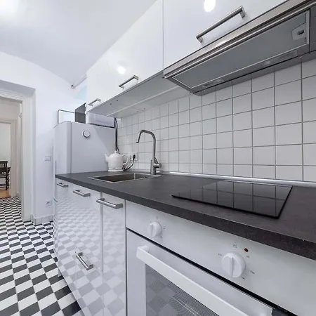 Hanna Lovely Two Bedrooms
